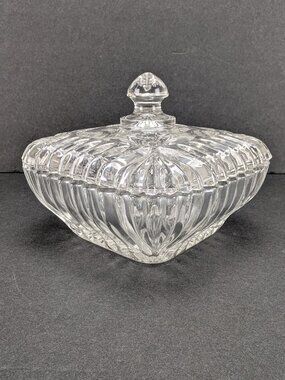 Vintage Anchor Hocking Square Clear Cut Glass Candy Nut Dish with Lid 6.5" Home